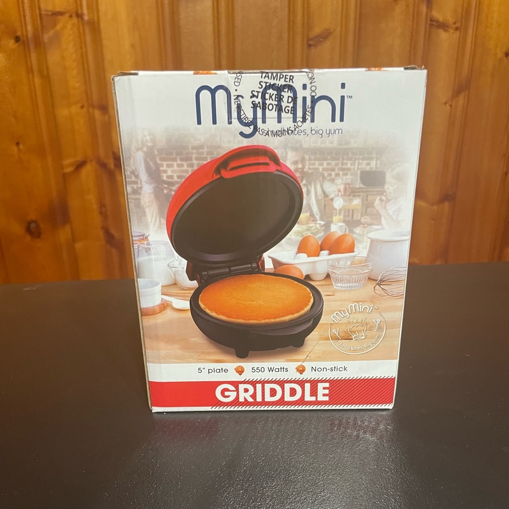 MyMini Deluxe Griddle, Red new in box